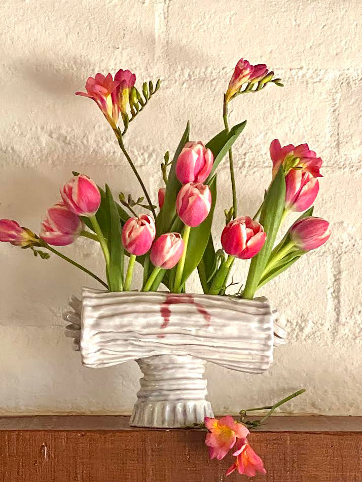 Porcelain tulipiere